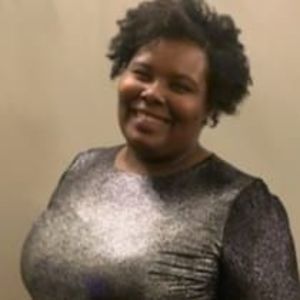 Meet your Posher, Ebony